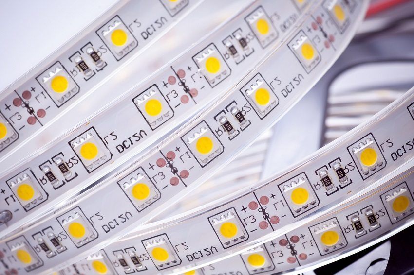 Voeding voor LED-strip 12V: de keuze van het optimale apparaat