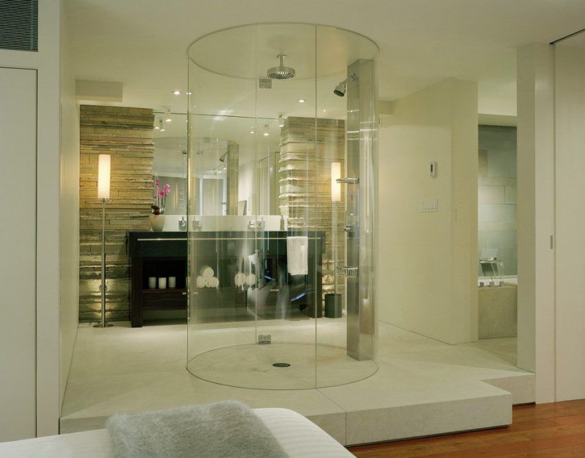 Douchewand van glas zonder pan: een comfortabele oplossing voor de badkamer