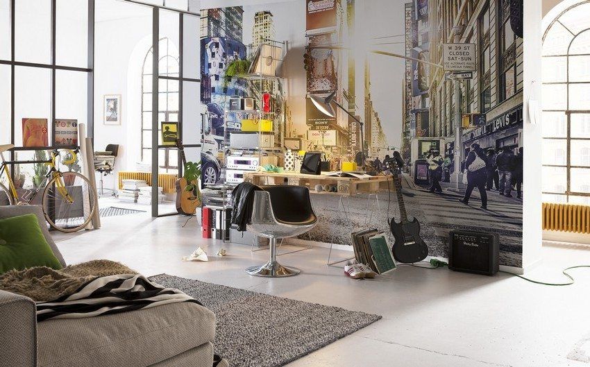 Muurschilderingen die de ruimte uitbreiden in het ontwerp van een modern appartement