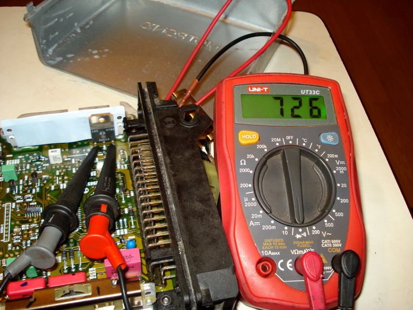 Hoe te controleren met een multimetertransistor: test verschillende soorten apparaten