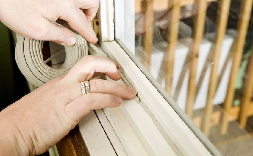 Houten ramen isoleren voor de winter: de beste manieren en materialen