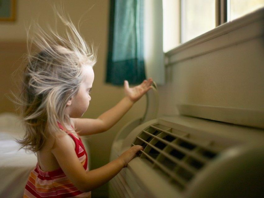 Hoe een airconditioner voor een appartement te kiezen: efficiënte koeling en ventilatie
