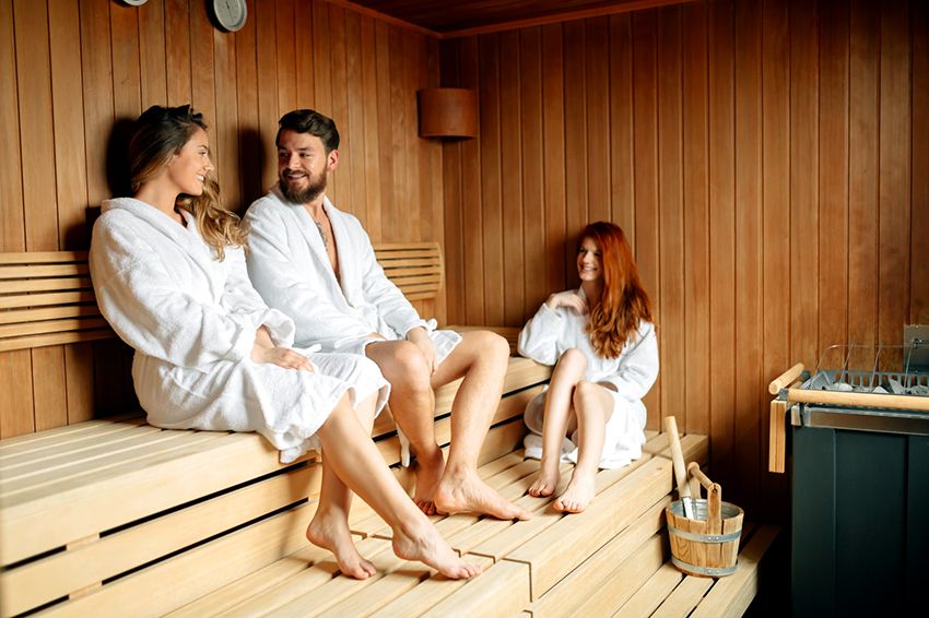 Meubels voor baden en sauna's: we rusten een recreatiekamer uit met smaak