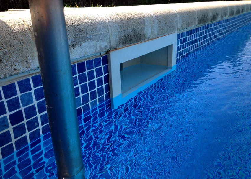 PVC-folie voor het zwembad: selectiecriteria en kenmerken van bevestigingsmateriaal
