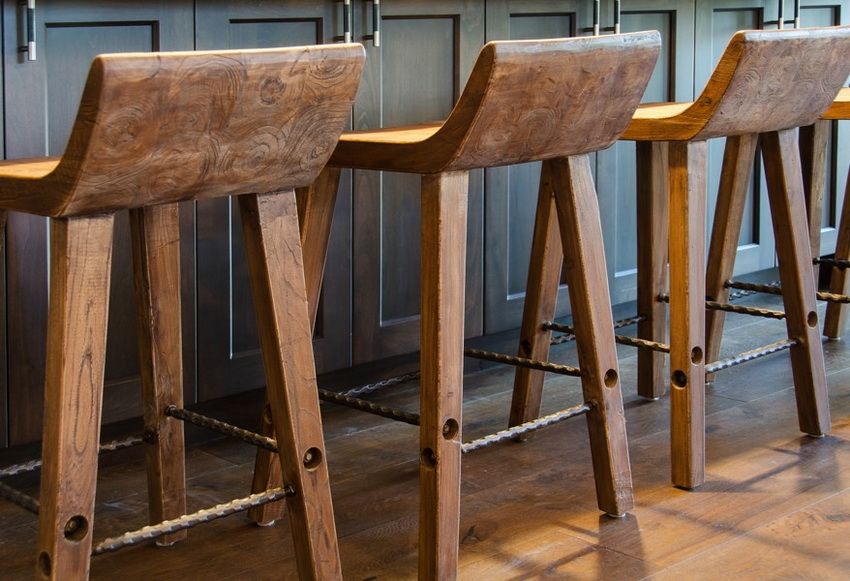 Houten stoelen voor in de keuken: elegantie in harmonie met functionaliteit