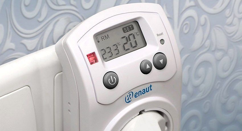Thermostaat in de uitlaat voor huishoudelijke kachels: hoe u het beste kiest